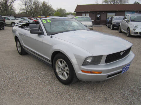 2006 Ford Mustang V6 Standard