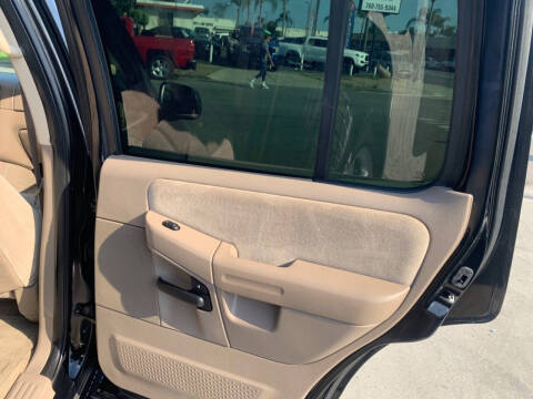 2005 Ford Explorer XLT