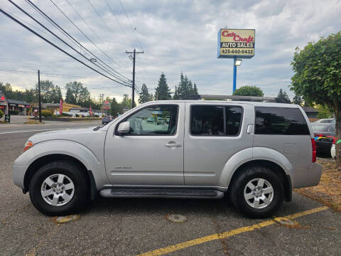2005 Nissan Pathfinder XE