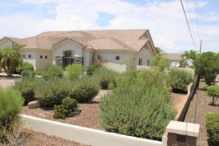 1985 custom home 3600 ft