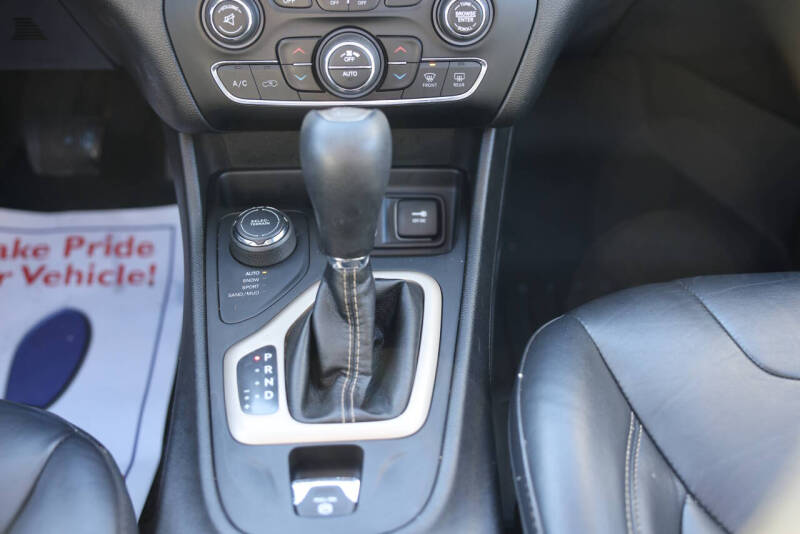 2017 Jeep Cherokee Latitude