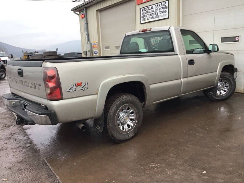 2005 Chevrolet Silverado 1500 Work Truck
