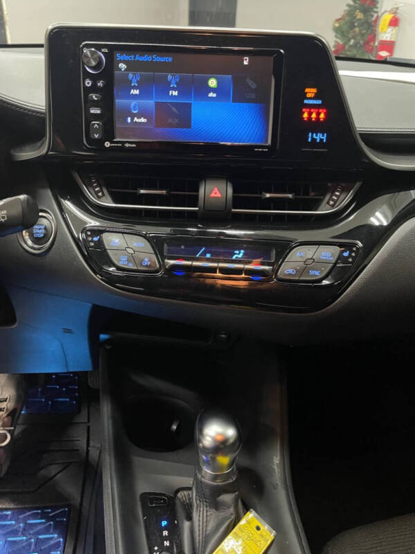 2018 Toyota C-HR XLE