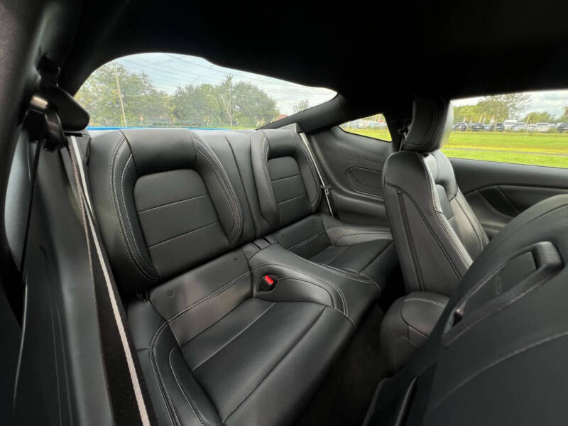 2025 Ford Mustang GT Premium