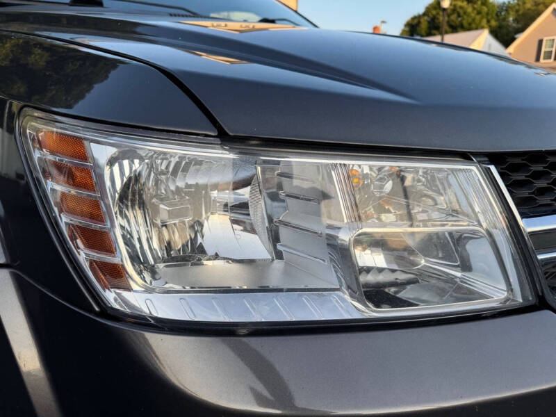 2014 Dodge Journey American Value Package