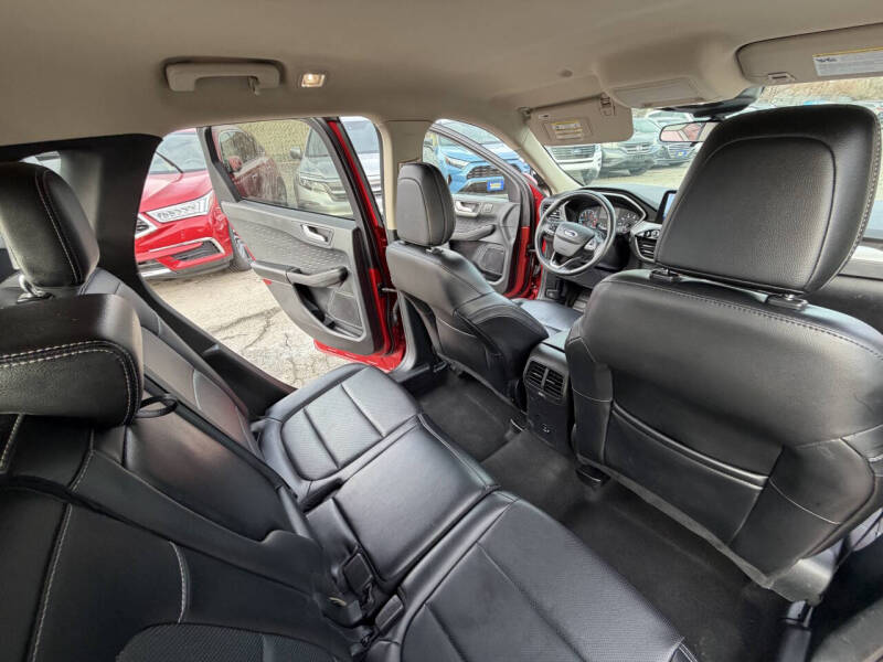 2020 Ford Escape SEL