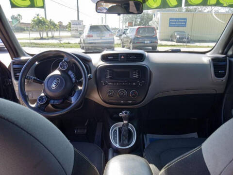 2015 Kia Soul +