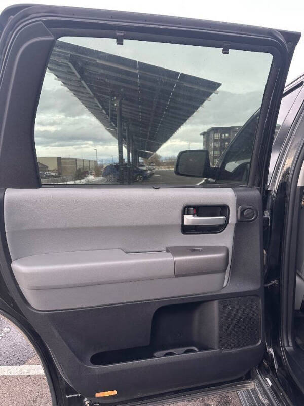 2016 Toyota Sequoia Limited