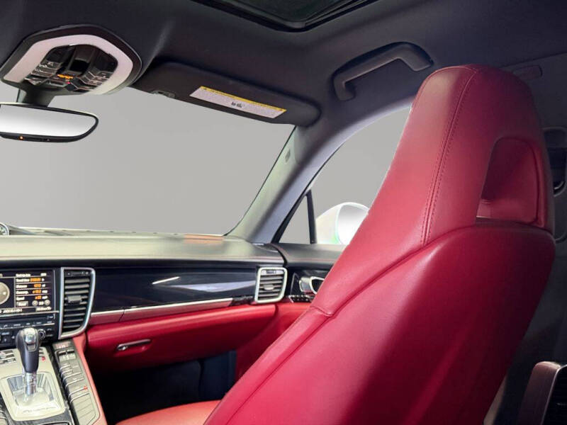 2015 Porsche Panamera