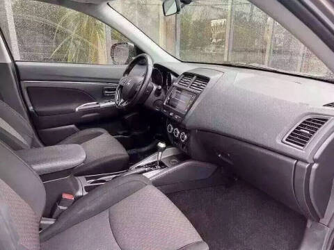 2019 Mitsubishi Outlander Sport SE