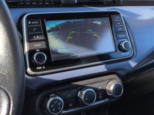 2023 Nissan Versa SV