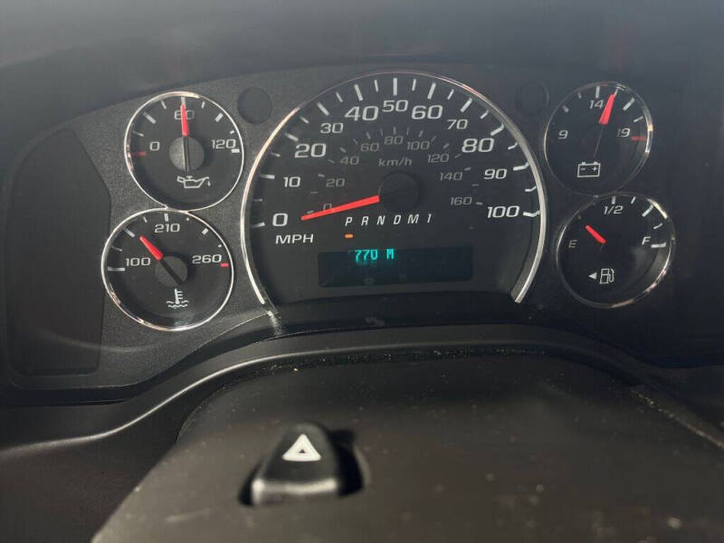2024 Chevrolet Express 2500