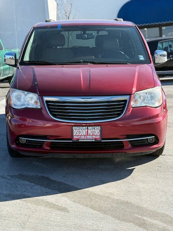 2015 Chrysler Town and Country Touring-L