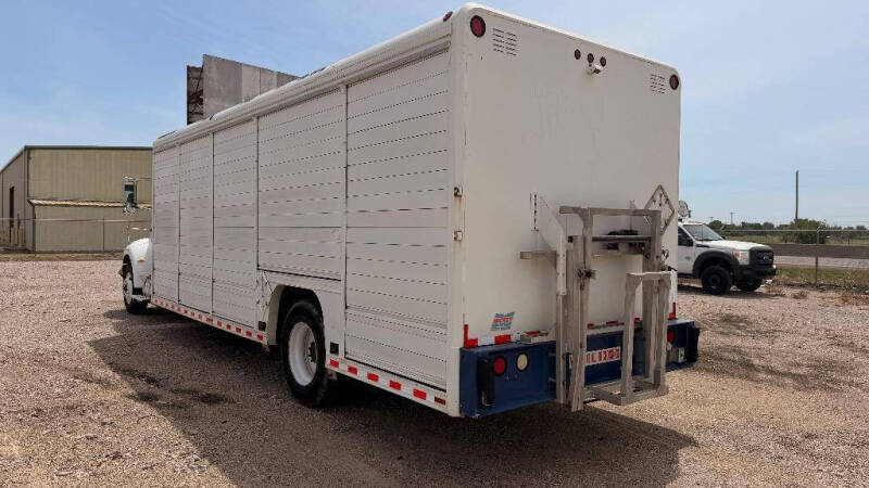 2011 Peterbilt 337