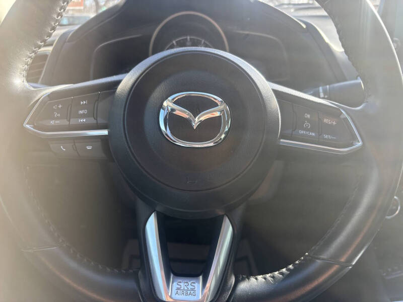 2018 Mazda MAZDA3 Touring