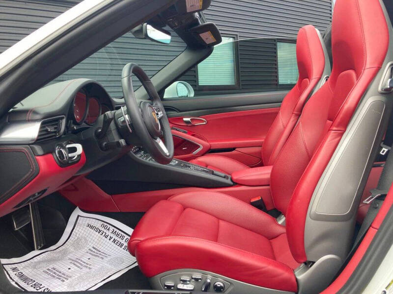 2019 Porsche 911 Targa 4 GTS