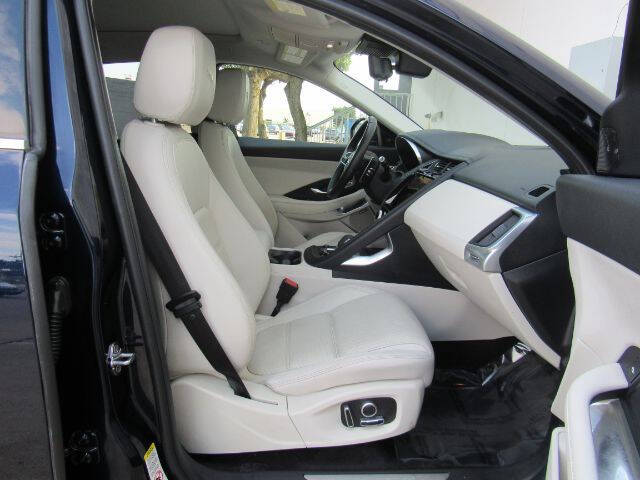 2022 Jaguar E-PACE P250 SE