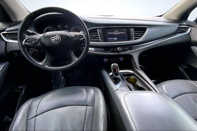 2019 Buick Enclave Essence