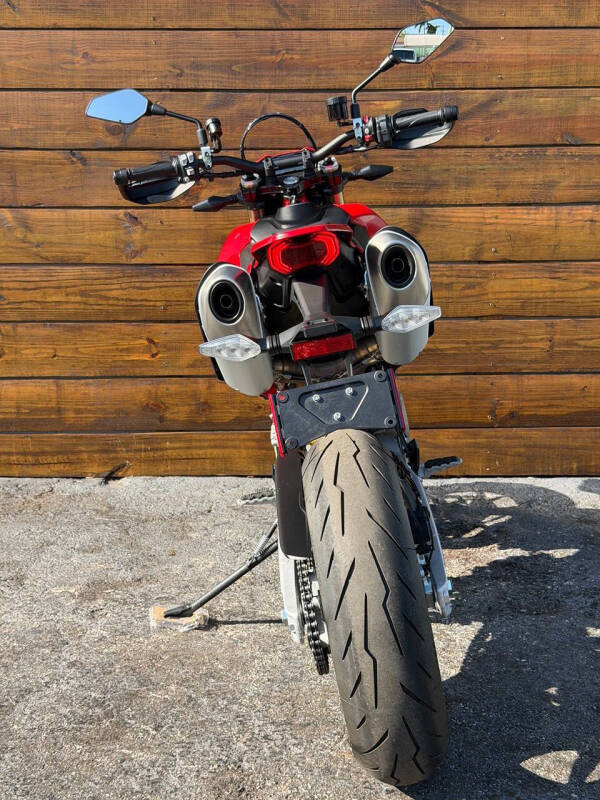 2024 Ducati Hypermotard 698 Mono