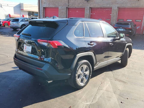 2025 Toyota RAV4 Hybrid LE