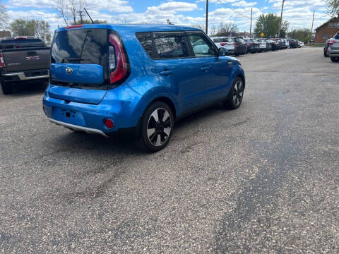 2019 Kia Soul +
