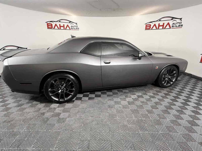 2020 Dodge Challenger