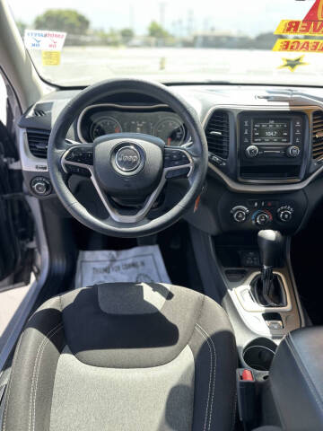 2018 Jeep Cherokee Latitude