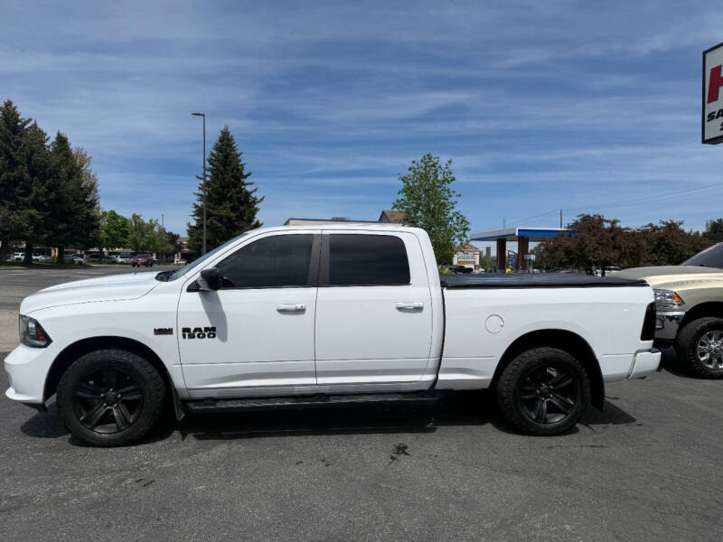 2018 RAM 1500 Night