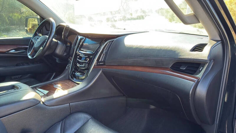 2015 Cadillac Escalade Premium