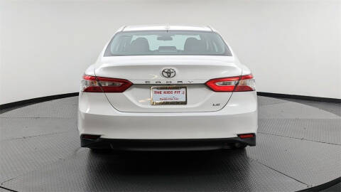 2020 Toyota Camry LE