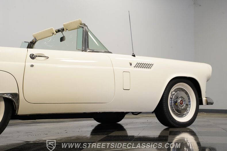 1956 Ford Thunderbird