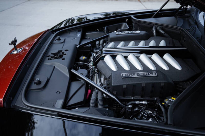 2019 Rolls-Royce Black Badge Dawn