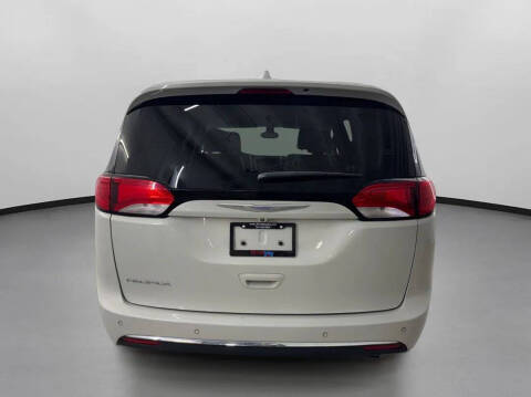 2017 Chrysler Pacifica