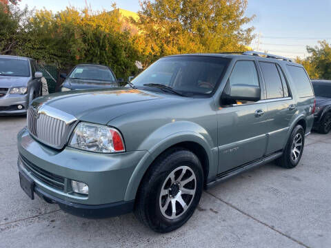 2006 Lincoln Navigator for sale at Car Spot Auto Sales in Sacramento CA