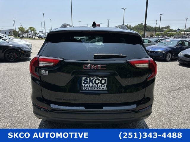 2022 GMC Terrain SLE