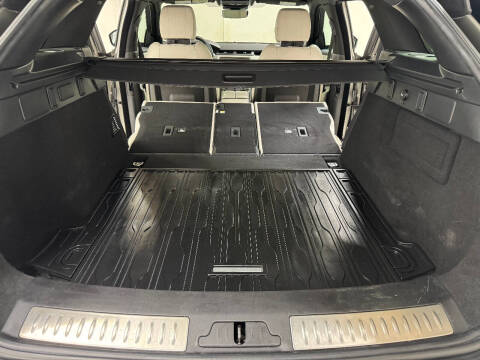 2019 Land Rover Range Rover Velar P250 R-Dynamic SE