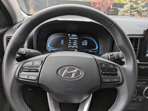 2024 Hyundai Venue SEL