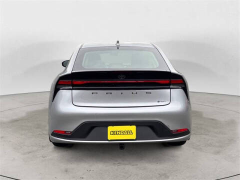 2024 Toyota Prius LE