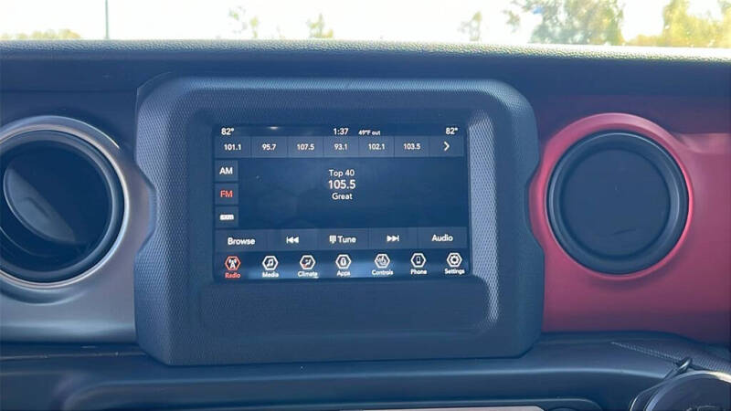 2021 Jeep Gladiator Willys