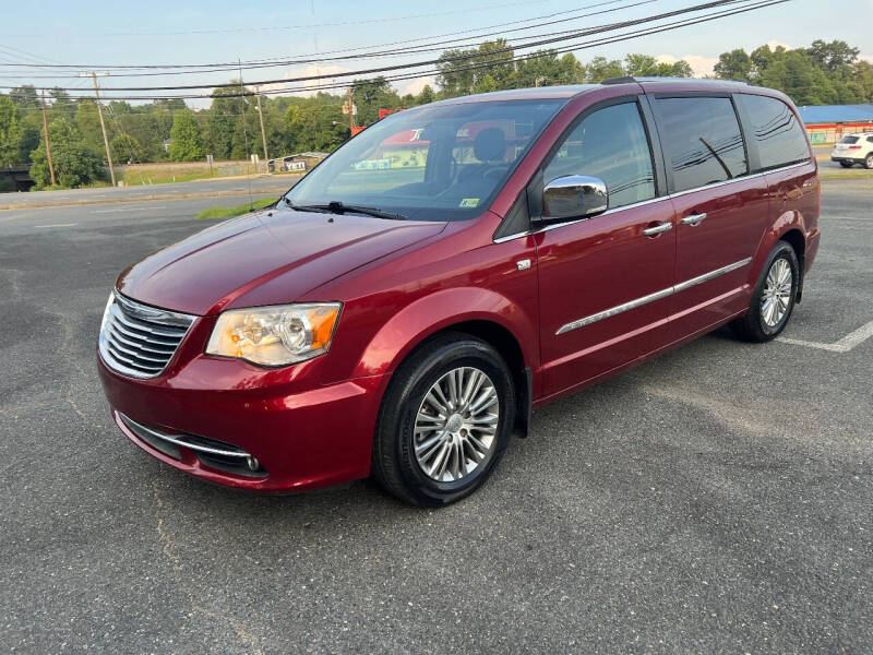 2014 Chrysler Town and Country for sale at American Auto Mall in Fredericksburg VA