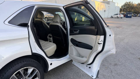 2017 Ford Edge Titanium