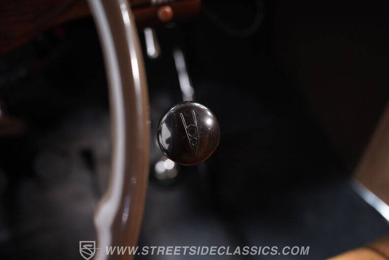 1936 Ford Deluxe