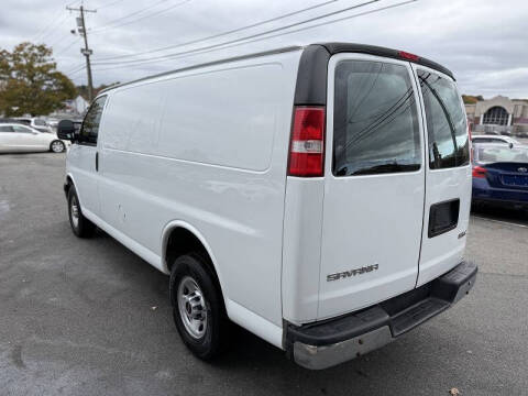 2017 GMC Savana 2500
