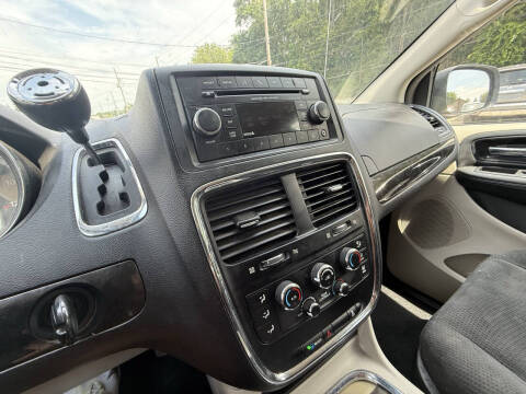 2016 Dodge Grand Caravan SXT Plus