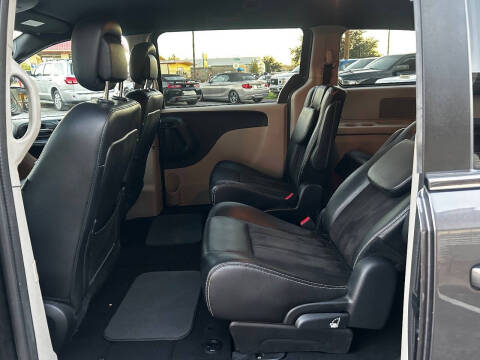 2020 Dodge Grand Caravan SXT