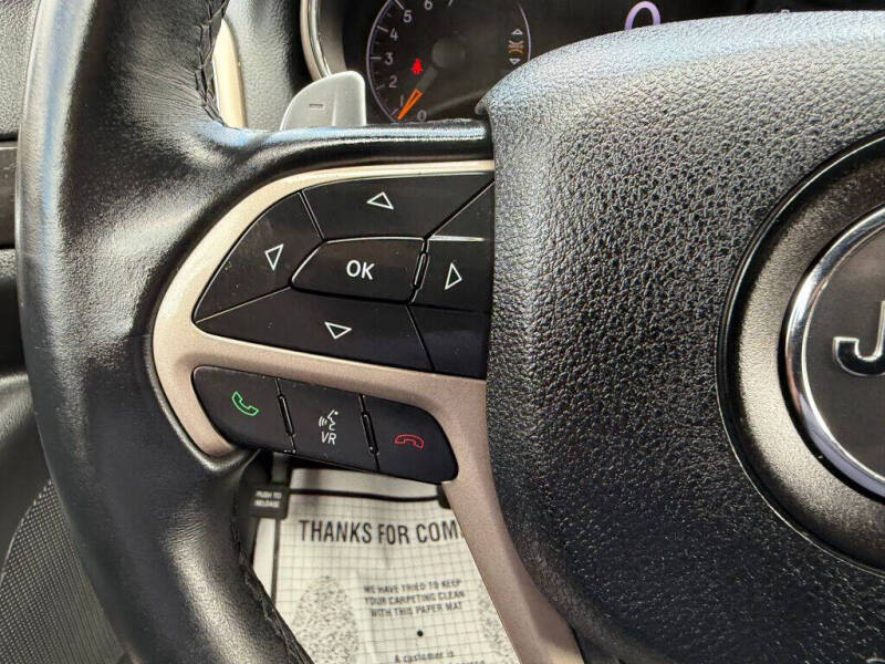 2017 Jeep Grand Cherokee Laredo