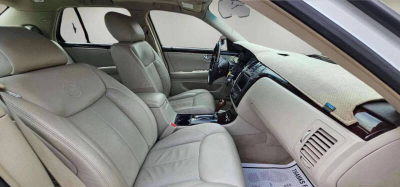 2011 Cadillac DTS Premium Collection