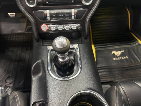 2015 Ford Mustang