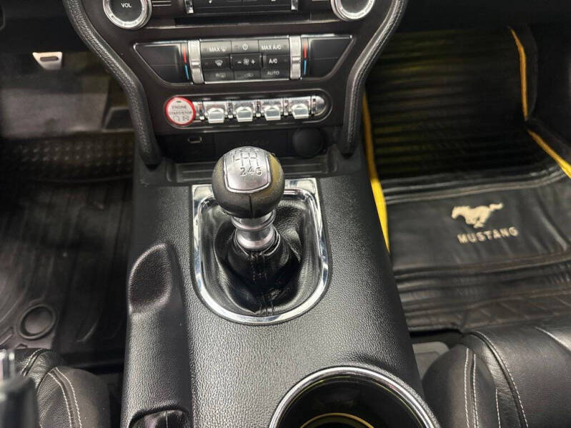 2015 Ford Mustang