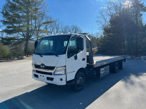2015 Hino 195